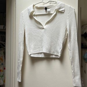 H&M long sleeve cropped collared shirt size S, clean aesthetic